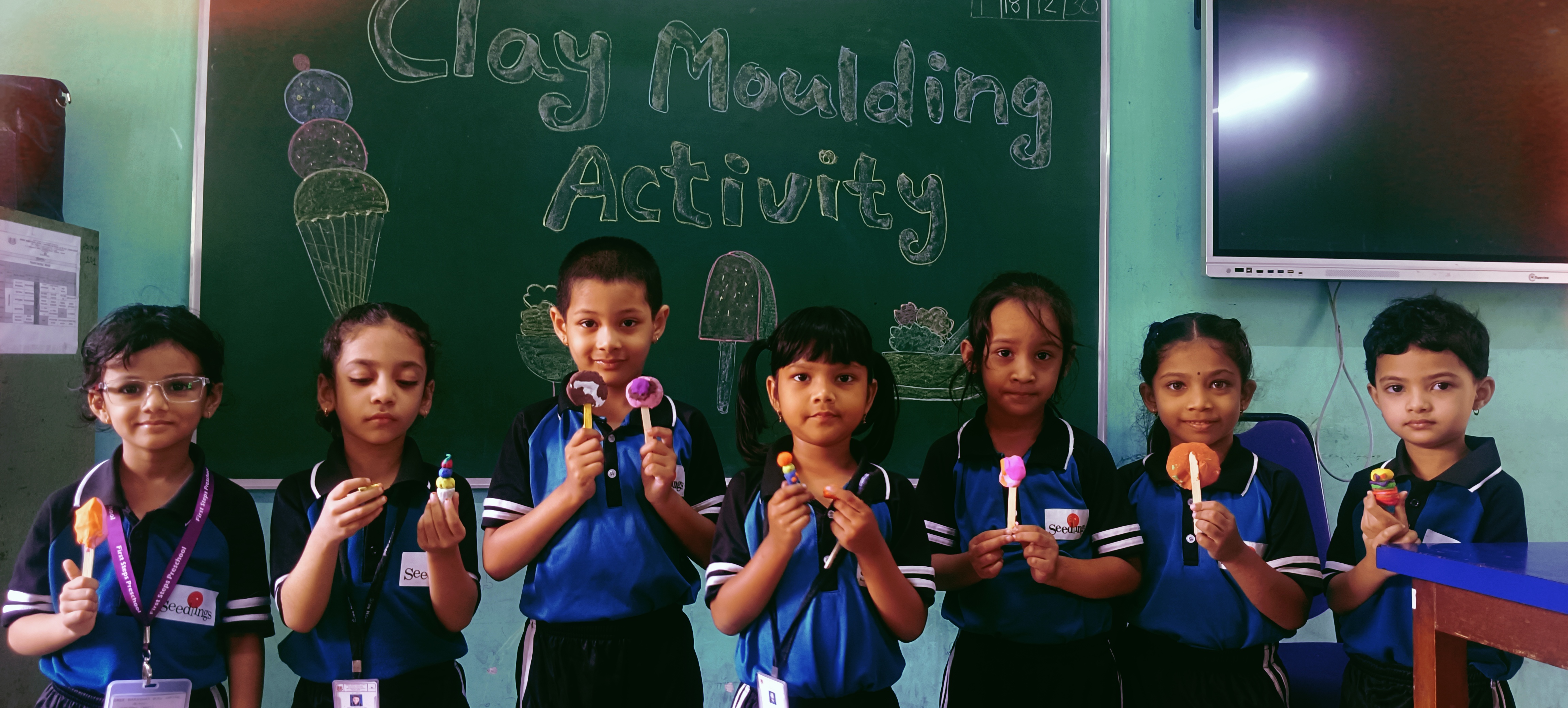 Clay moulding activity